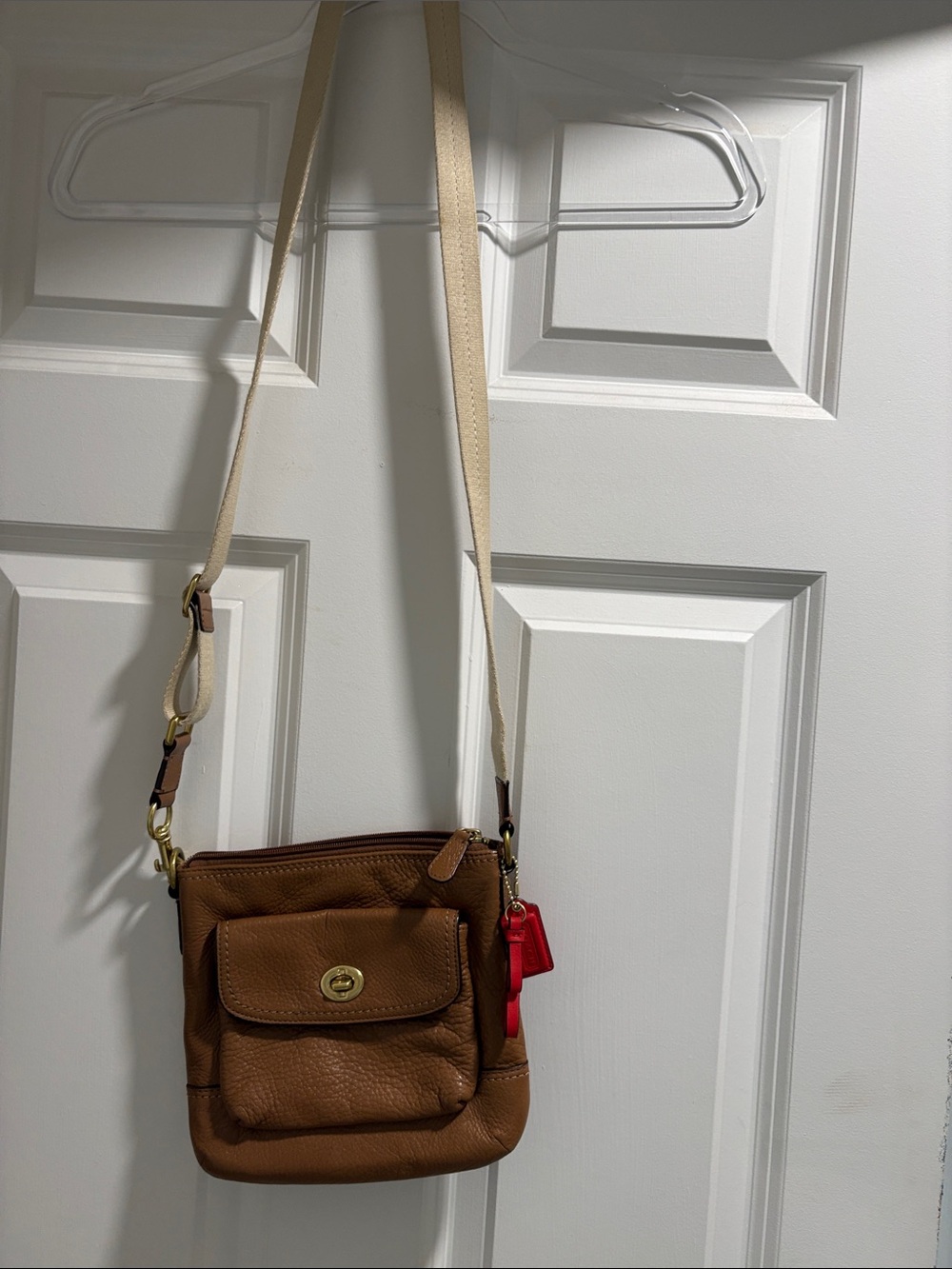 Coach Brown Pebbled Leather Crossbody with Cream Strap and Red Tag